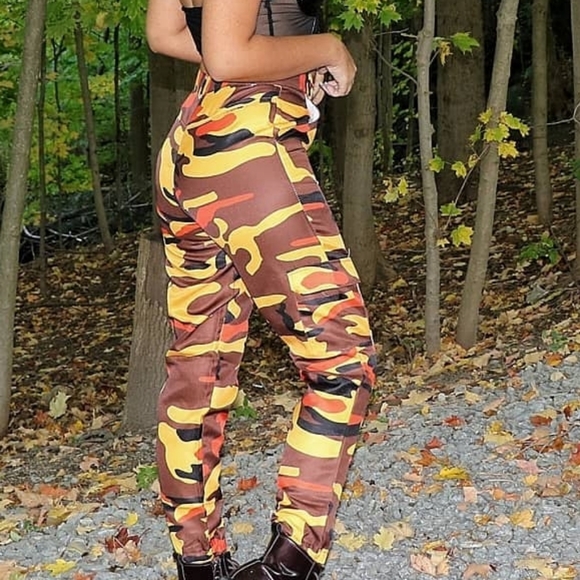 camo cargos - Picture 2 of 3